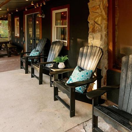 Hot Tub Charming & Chic Mountain Gem On Sleepy Creek Βίλα Berkeley Springs Εξωτερικό φωτογραφία