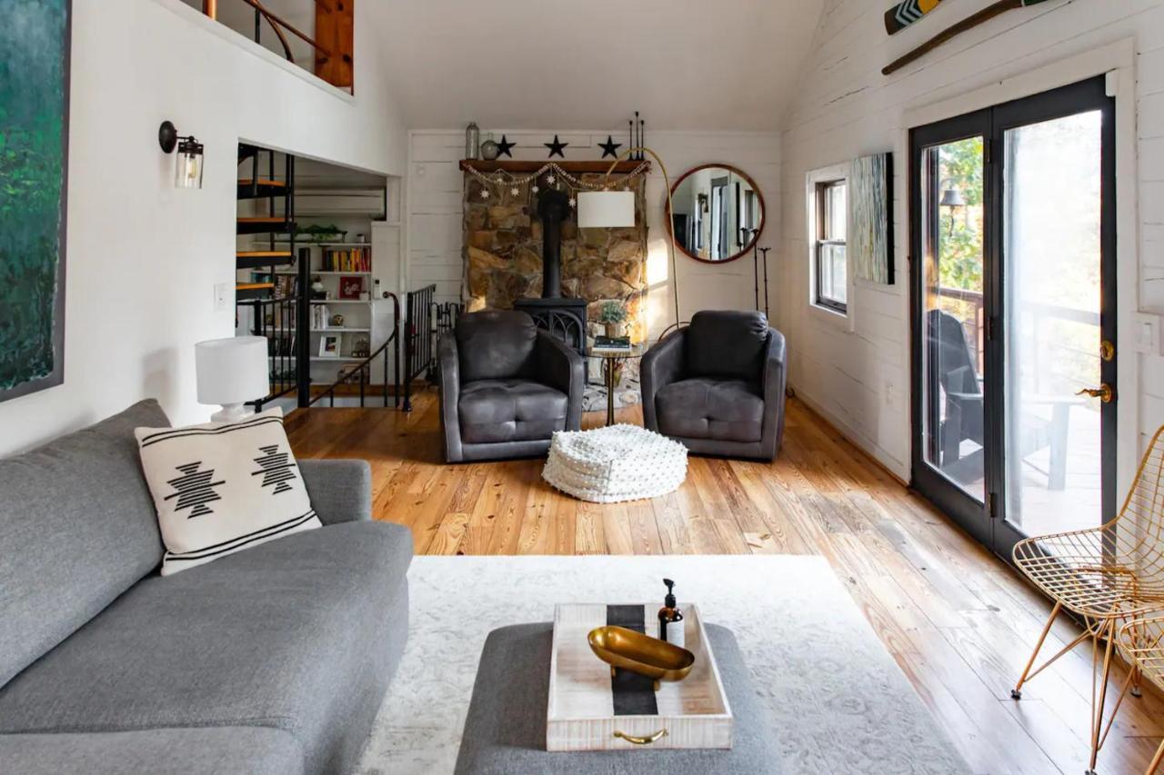 Hot Tub Charming & Chic Mountain Gem On Sleepy Creek Βίλα Berkeley Springs Εξωτερικό φωτογραφία