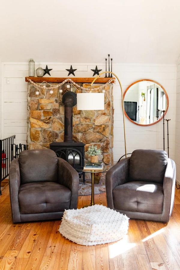 Hot Tub Charming & Chic Mountain Gem On Sleepy Creek Βίλα Berkeley Springs Εξωτερικό φωτογραφία