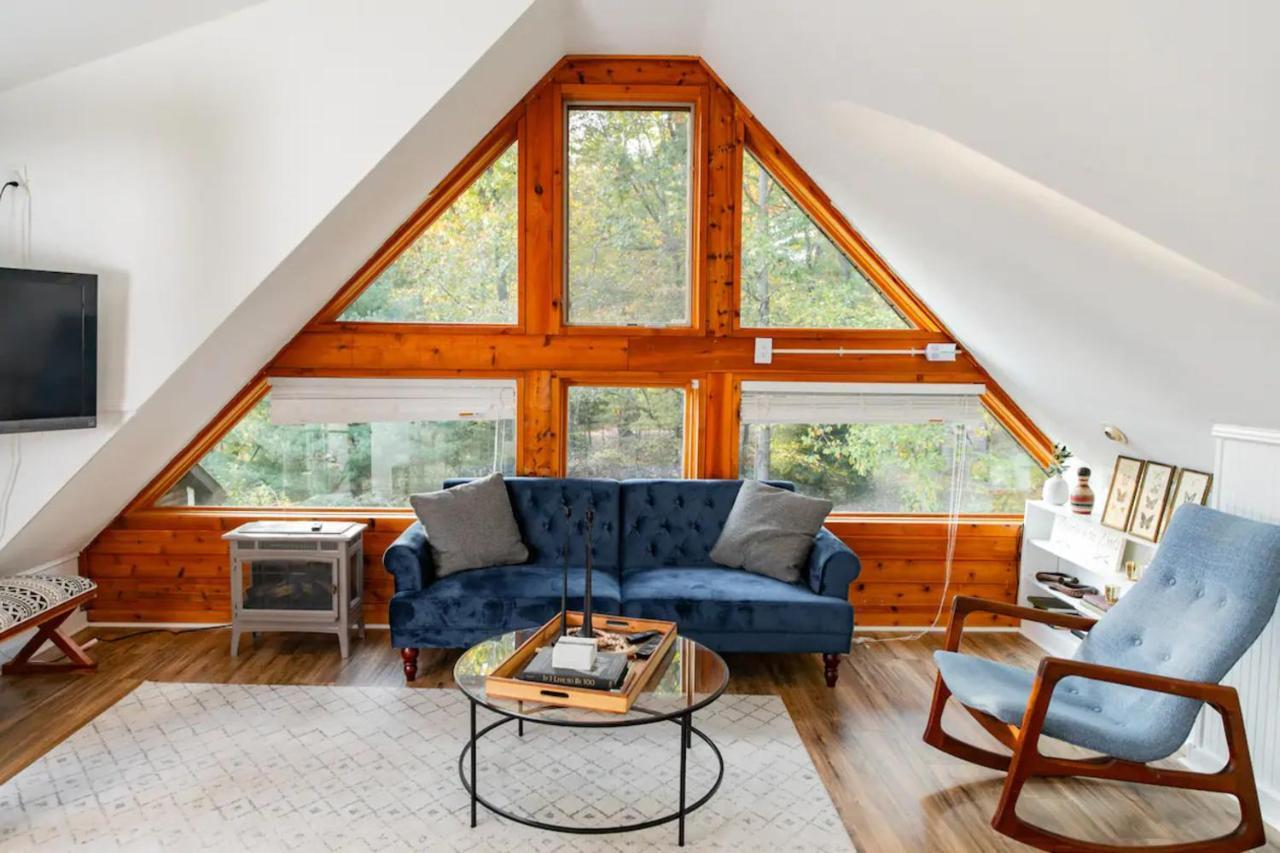 Hot Tub Charming & Chic Mountain Gem On Sleepy Creek Βίλα Berkeley Springs Εξωτερικό φωτογραφία